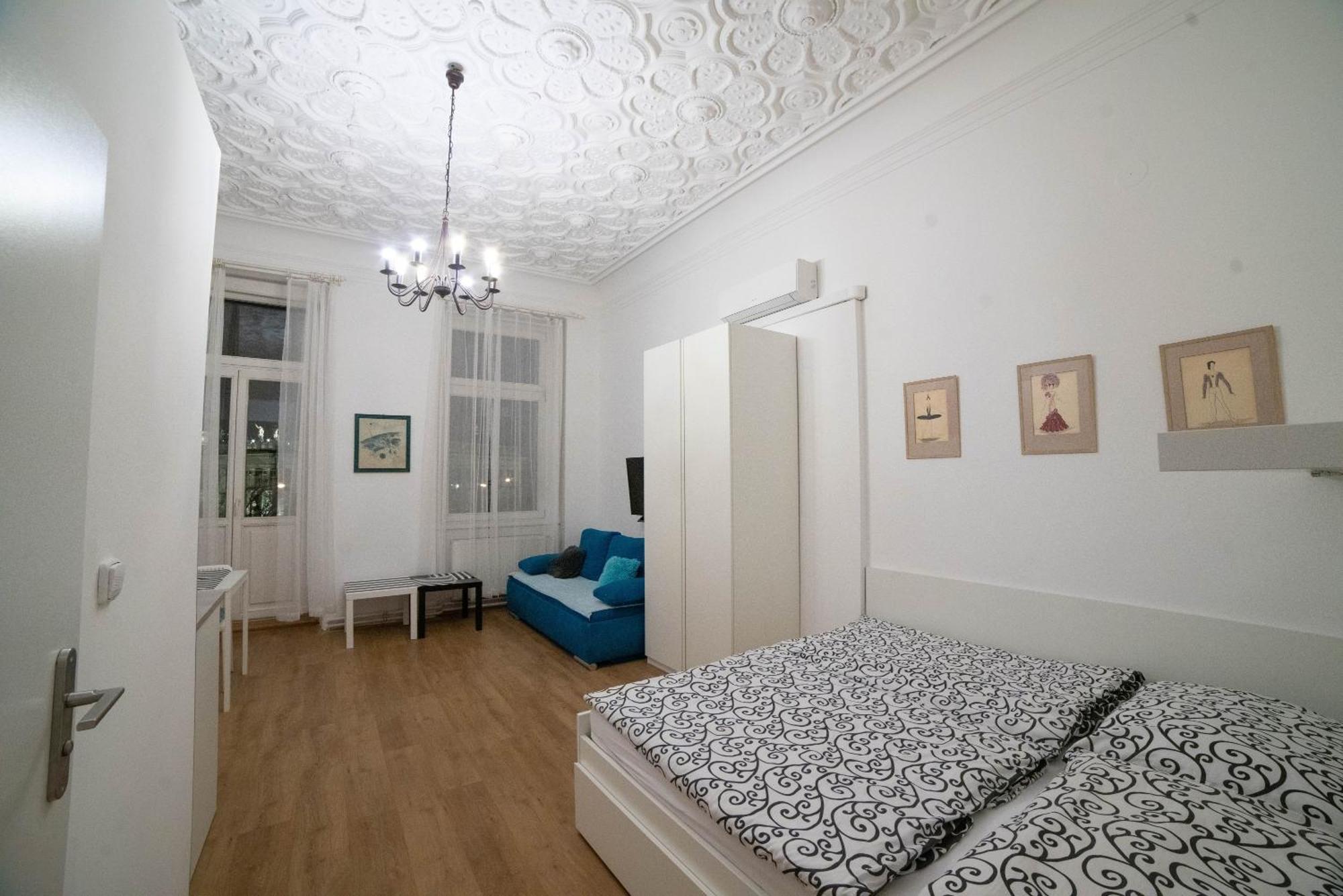 Apartments Katarina Prague Exterior photo