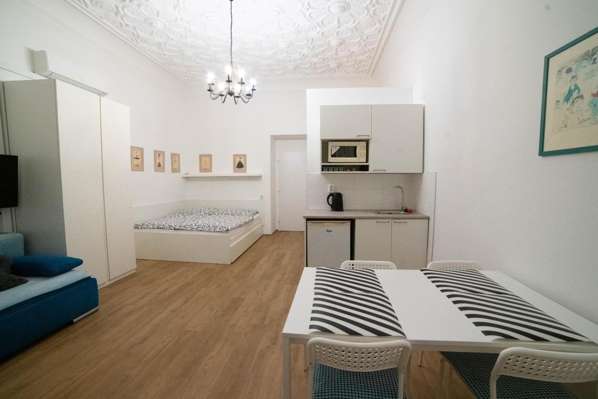 Apartments Katarina Prague Exterior photo